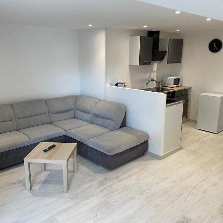 Joli Logement Au Pied Des Alpilles Eyguières Eksteriør bilde